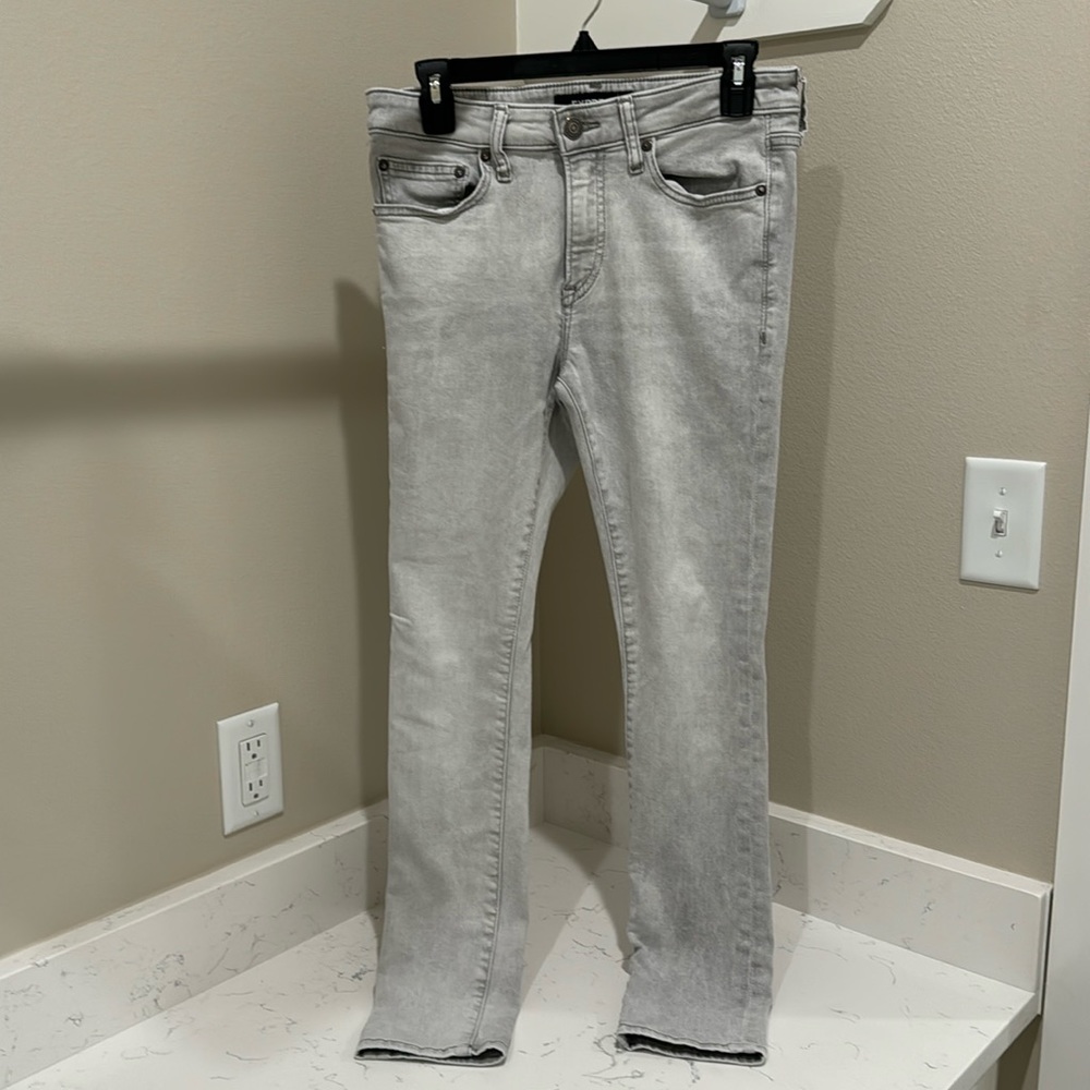 Express men’s stretch skinny fit jeans light gray size 28x30 great condition